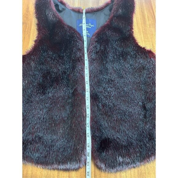American Eagle Outfitters Faux Fur Vest Lined Women's Size Medium - Picture 5 of 6